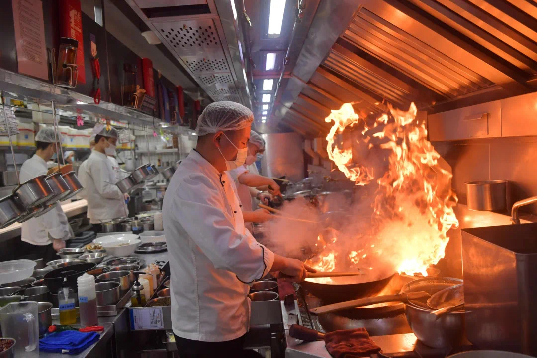 武漢一餐廳突然火災(zāi)，原因竟是電氣線路故障